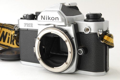 Almost mint nikon fm2 - [almost, silver