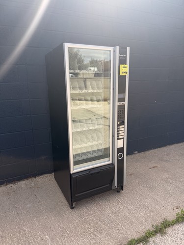 Necta snakky max - combi, vending