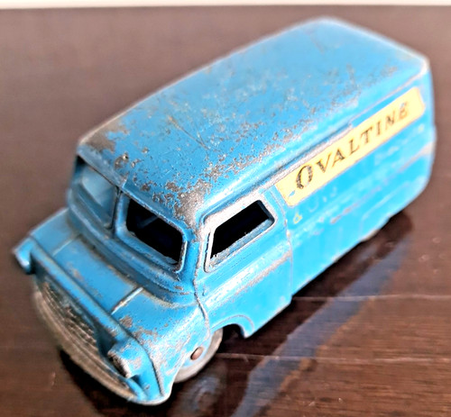 Dinky toys bedford ovaltine - toys,