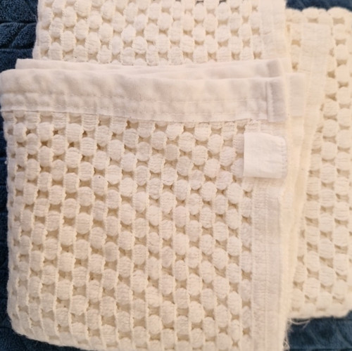 White vintage pram blanket - white,