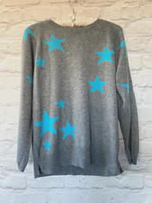 BRODIE SIZE M GREY 100% CASHMERE JUMPER SWEATER WITH TURQ BLUE STARS. IMMACULATE