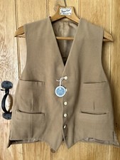 42” Gold Hunting Tack Room Showing Waistcoat Austin Reed 