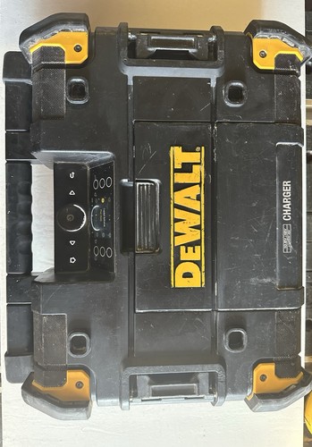 Dewalt tstak dab - radio, incl