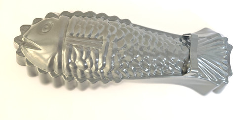 Vintage retro metal tin fish - retro,