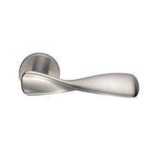 Lavi Door Handle On Rose
