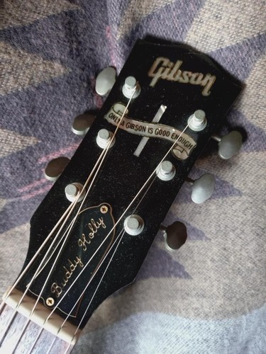 Gibson 1995 buddy holly - buddy,