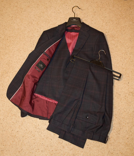 Moss bros slim - slim, pink
