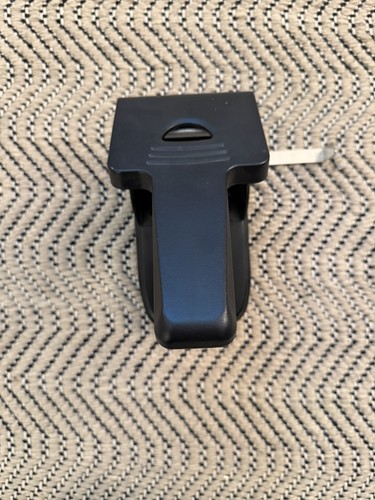 Heavy duty metal hole punch - heavy,