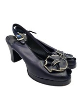 Vintage 1940s Navy Blue And White Flower Leather Slingback Shoes