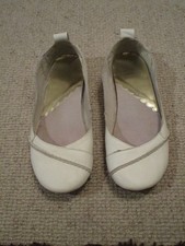 HUSH PUPPIES WHITE LEATHER