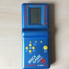 Brick Game 9999 In 1 Handheld LCD Game Vintage Retro 1990's  E-9999 Blue