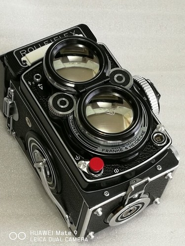 Tlr camera bay - camera, lens