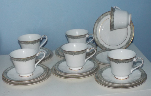 Set royal doulton - royal,