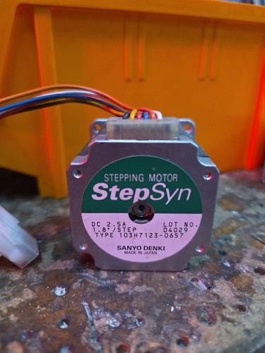 Sanyo denki step - step-syn, stepping