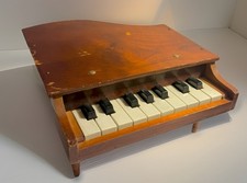 Schoenhut Child's Baby Grand