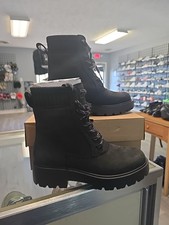 W8 UGG Womens Ballard Lace Up