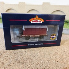 BACHMANN OO GAUGE 37-950A  CONFLAT with BD  CRIMSON CONTAINER  FREE POST