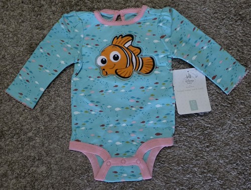Disney store finding nemo - finding,