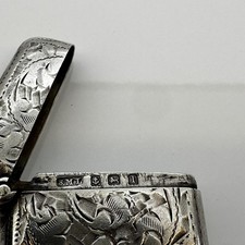 Antique sterling silver vesta - ,