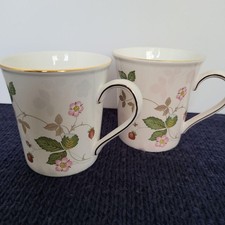 Wedgewood Wild Strawberry Mug