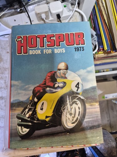 The hotspur book for boys - the,