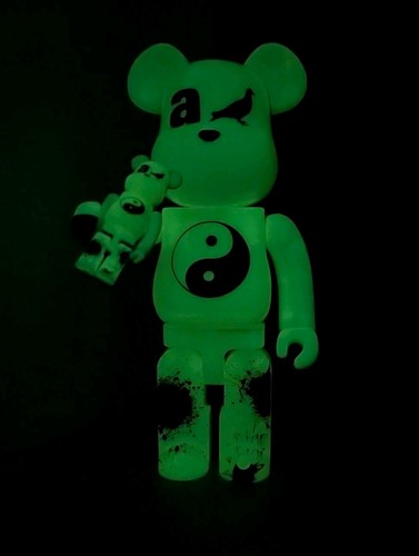 Medicom bearbrick rbrick - medicom, be@rbrick