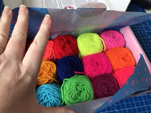 Fat pom starter craft - pom,