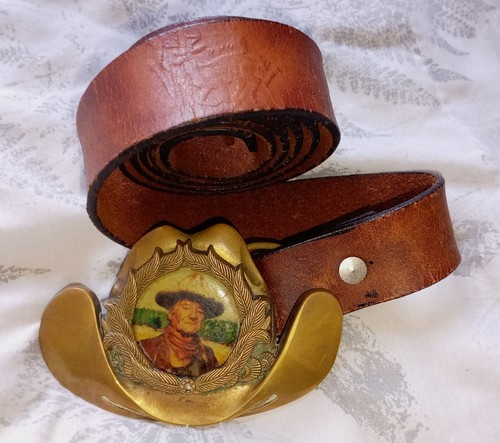 1982 vintage john wayne brass - john,