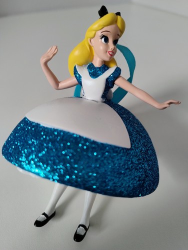Disney parks alice - alice, in