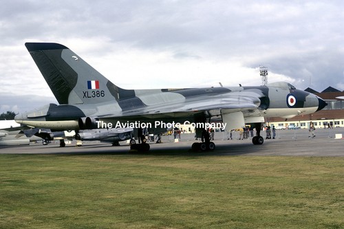 Raf 230 ocu avro vulcan - avro,