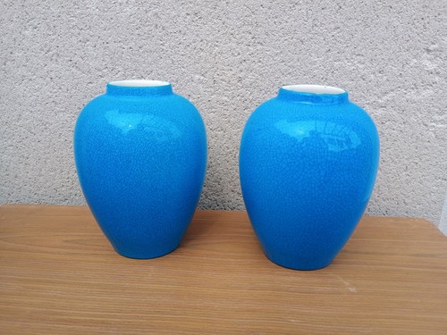 Pair vases boch la - of,