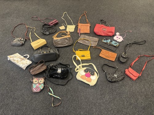 Joblot x21 handbags - joblot,