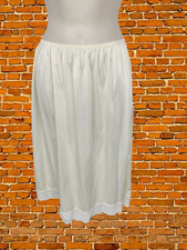 VINTAGE SIZE UK 16-18 CREAM