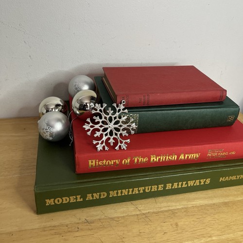 Red green christmas colour - green,