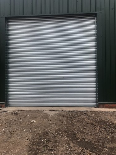 Security roller shutter - ,