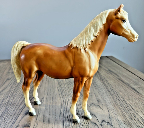 Vintage breyer horse model 5 - breyer,