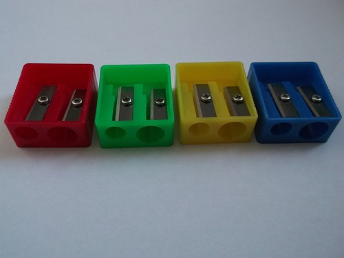 Quality double hole plastic - 20,