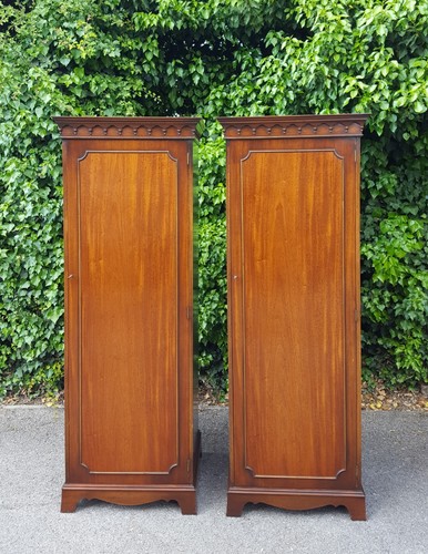 Matching pair reprodux - of,