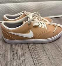 Nike Women’s Solarsoft SB Suede Trainers