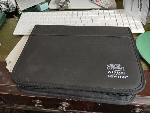 Winsor newton promarker - &,