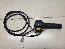 YAMAHA MAJESTY 125 THROTTLE