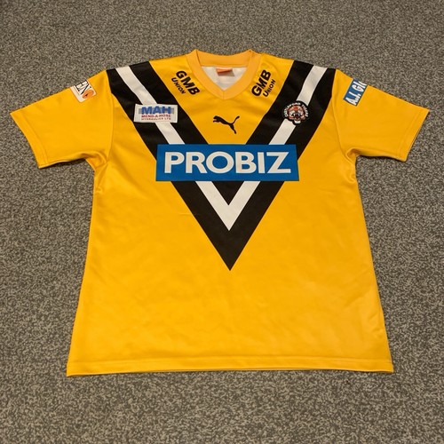 Castleford tigers home shirt - castleford,