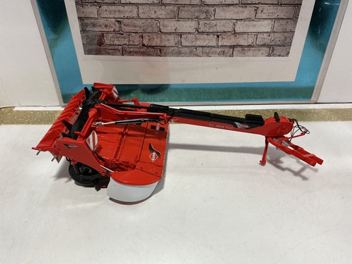 Universal hobbies kuhn fc - 1/32,
