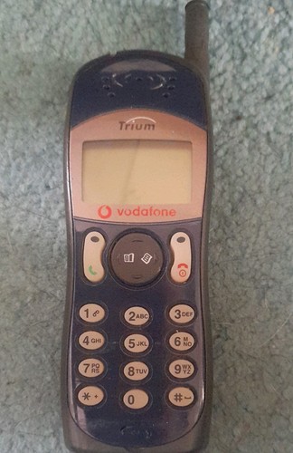 Vodafone mitsubishi trium - mitsubishi,