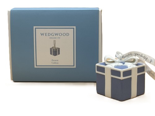 Wedgwood pottery christmas - wedgwood,