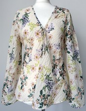 Zara • Ivory Floral Blouse