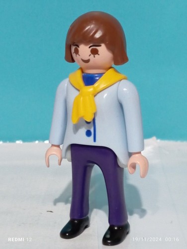 Playmobil woman figure tour - playmobil,