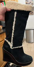 UGG AUSTRALIA AUBRIE TALL