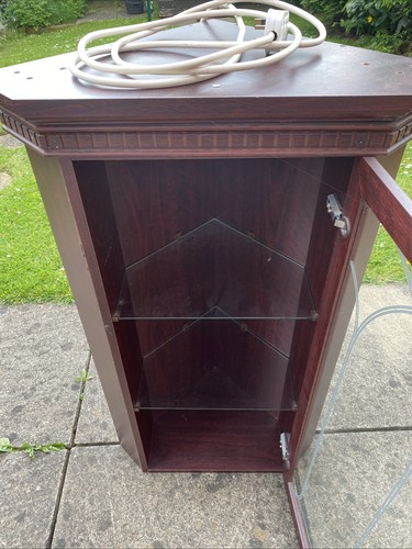 Corner unit display cabinet - corner,