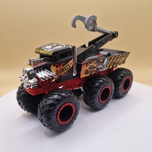 Hot wheels monster trucks - hot,